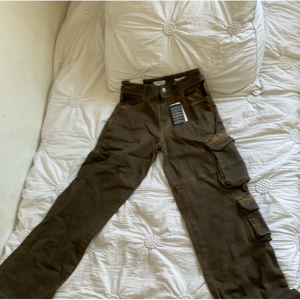Brown cargo jeans old street core
